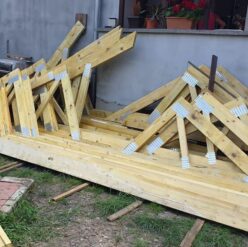 Sarpanta lemn {{brizy_dc_image_alt imageSrc=