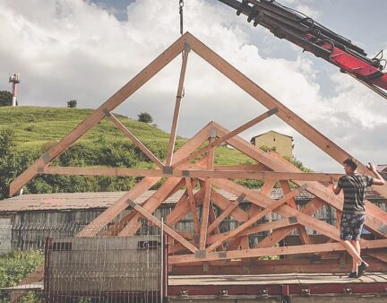 Sarpanta lemn {{brizy_dc_image_alt imageSrc=