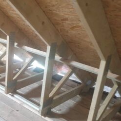 Sarpanta lemn {{brizy_dc_image_alt imageSrc=